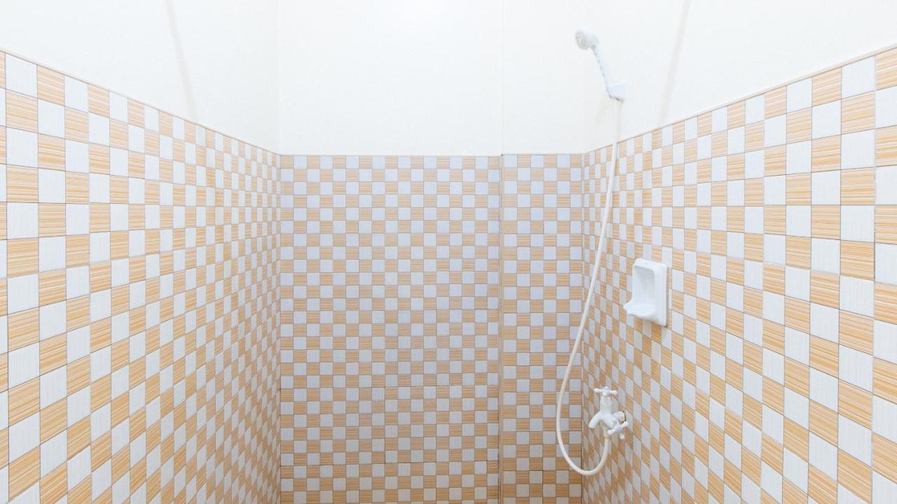 Reddoorz @ Golden Skye Hotel Guagua Екстериор снимка